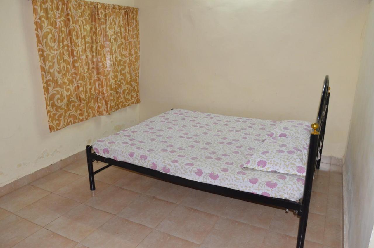 Raikar Guest House Богмало Экстерьер фото