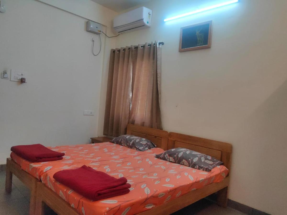 Raikar Guest House Богмало Экстерьер фото